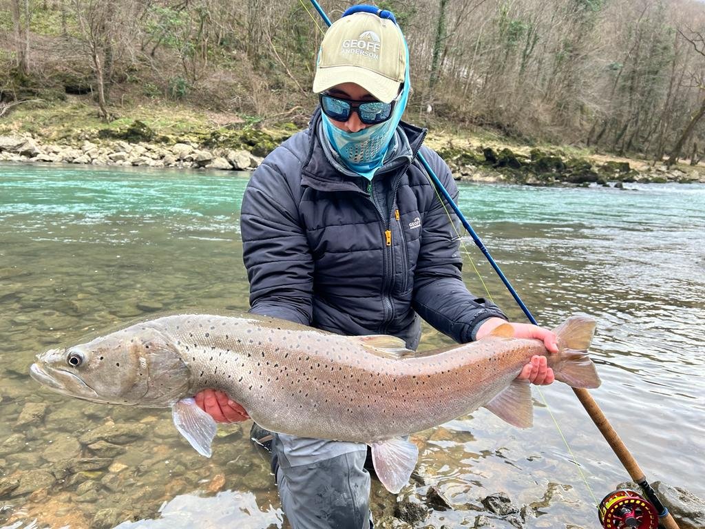 Seasonal Fly Fishing in Bosnia: What to Expect Throughout the Year 8