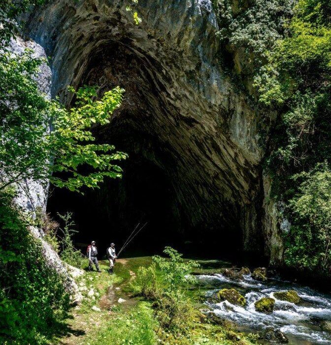 Fly fishing in Bosnia – cave